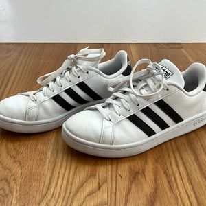 Adidas Grand Court Women’s Sneaker